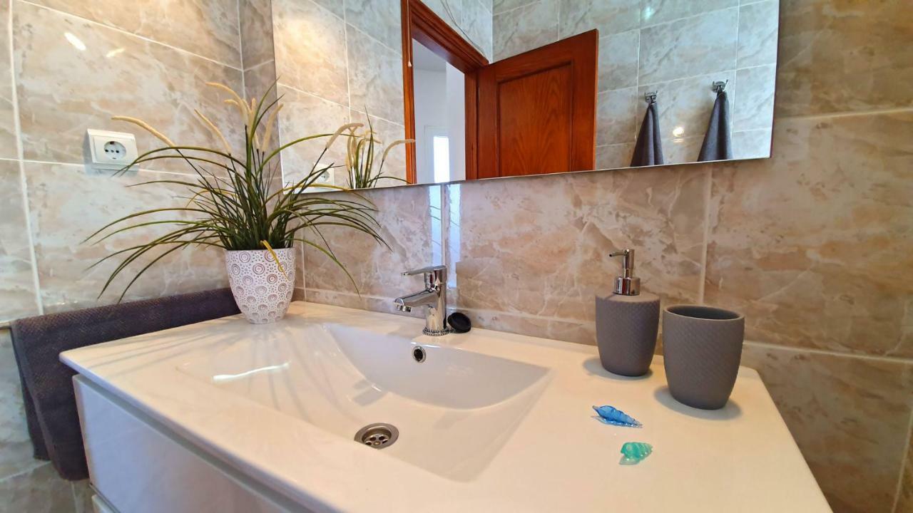 Ferienhaus Casa Blanca - Tarajalejo - Glasfaserinternet - Meerblick エクステリア 写真