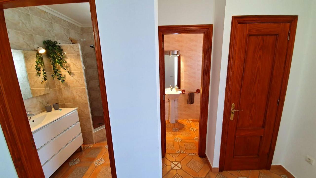 Ferienhaus Casa Blanca - Tarajalejo - Glasfaserinternet - Meerblick エクステリア 写真